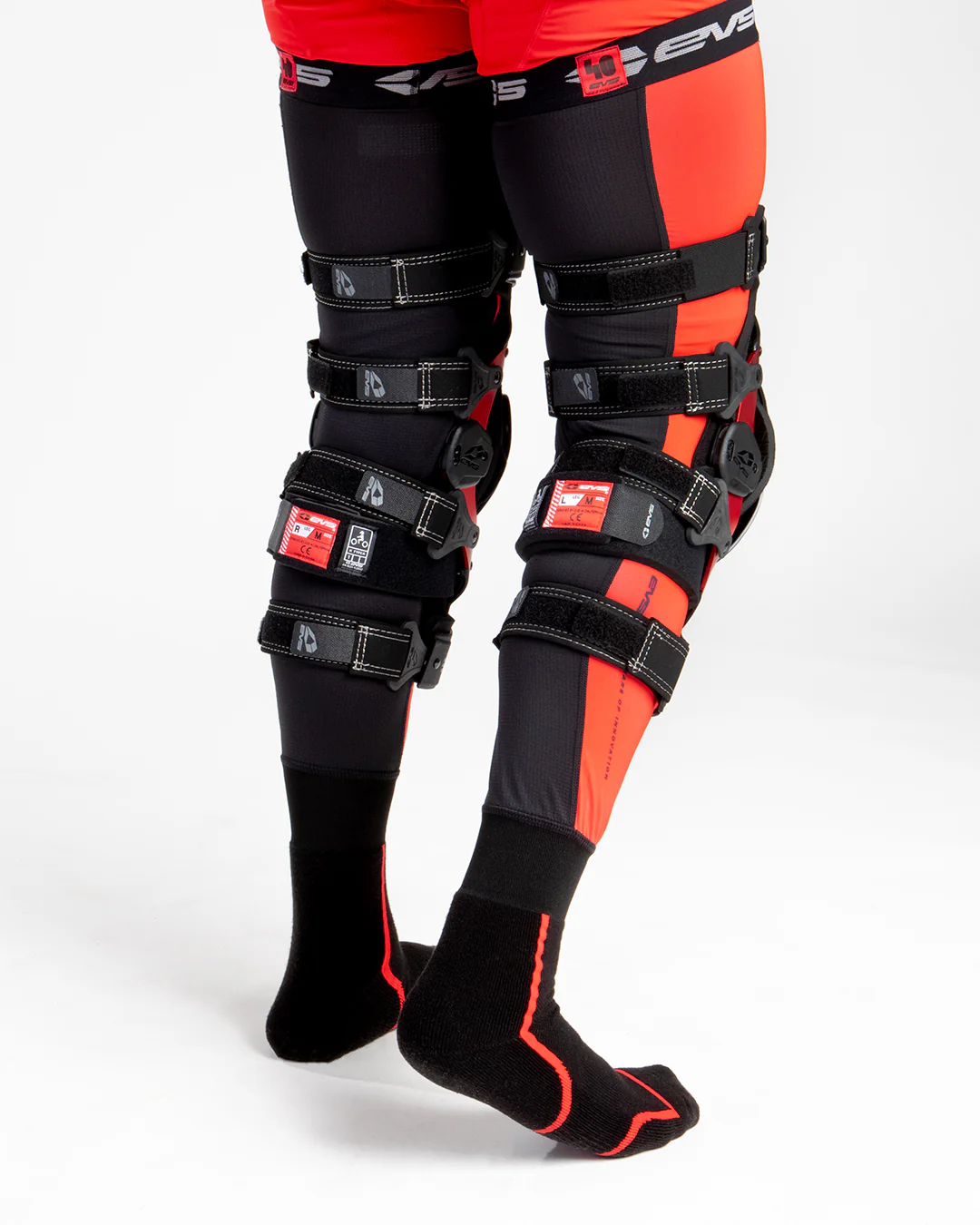 Axis Sport 40th Knee Brace - Image 3