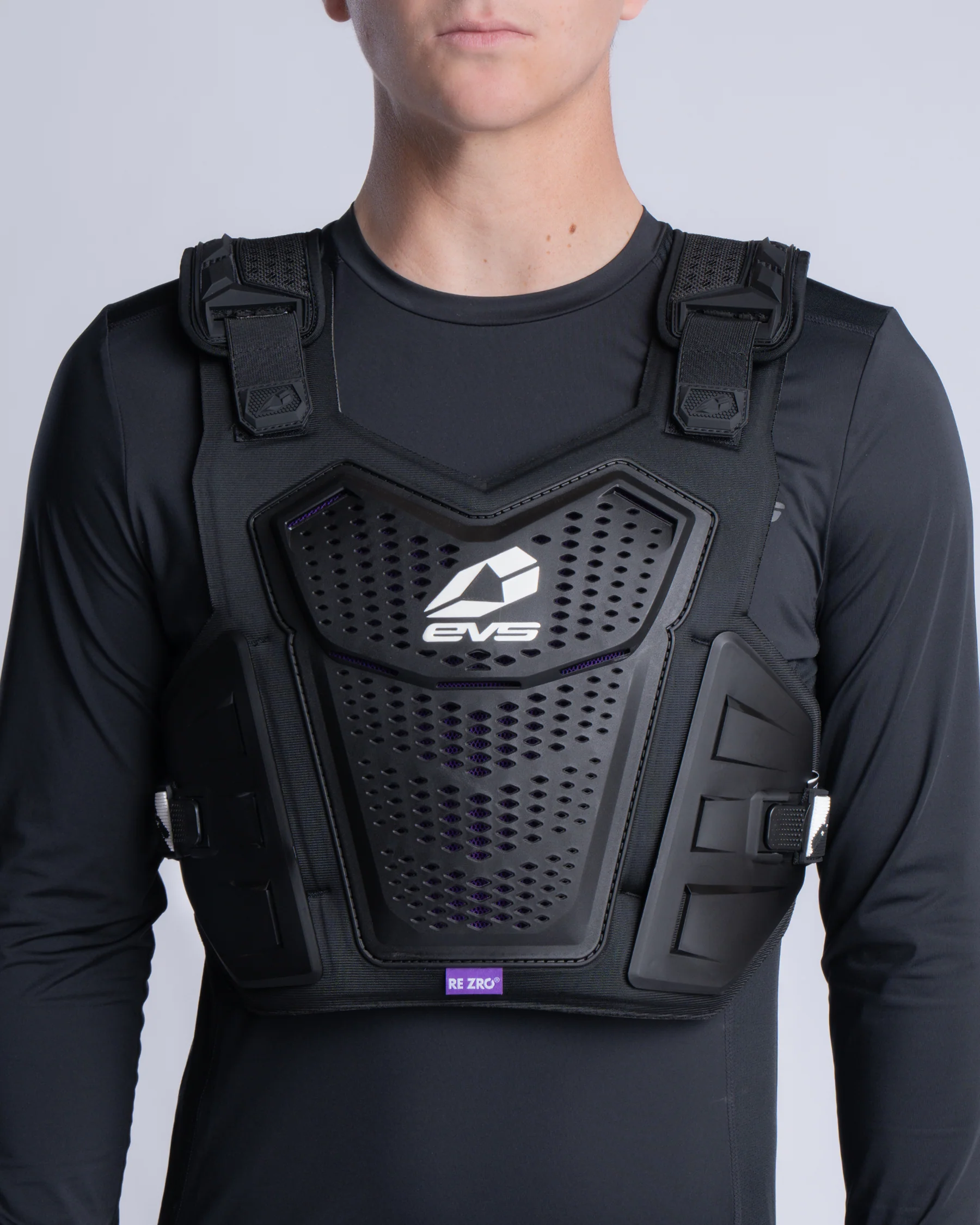 F1 Pro Chest Protector - Image 4