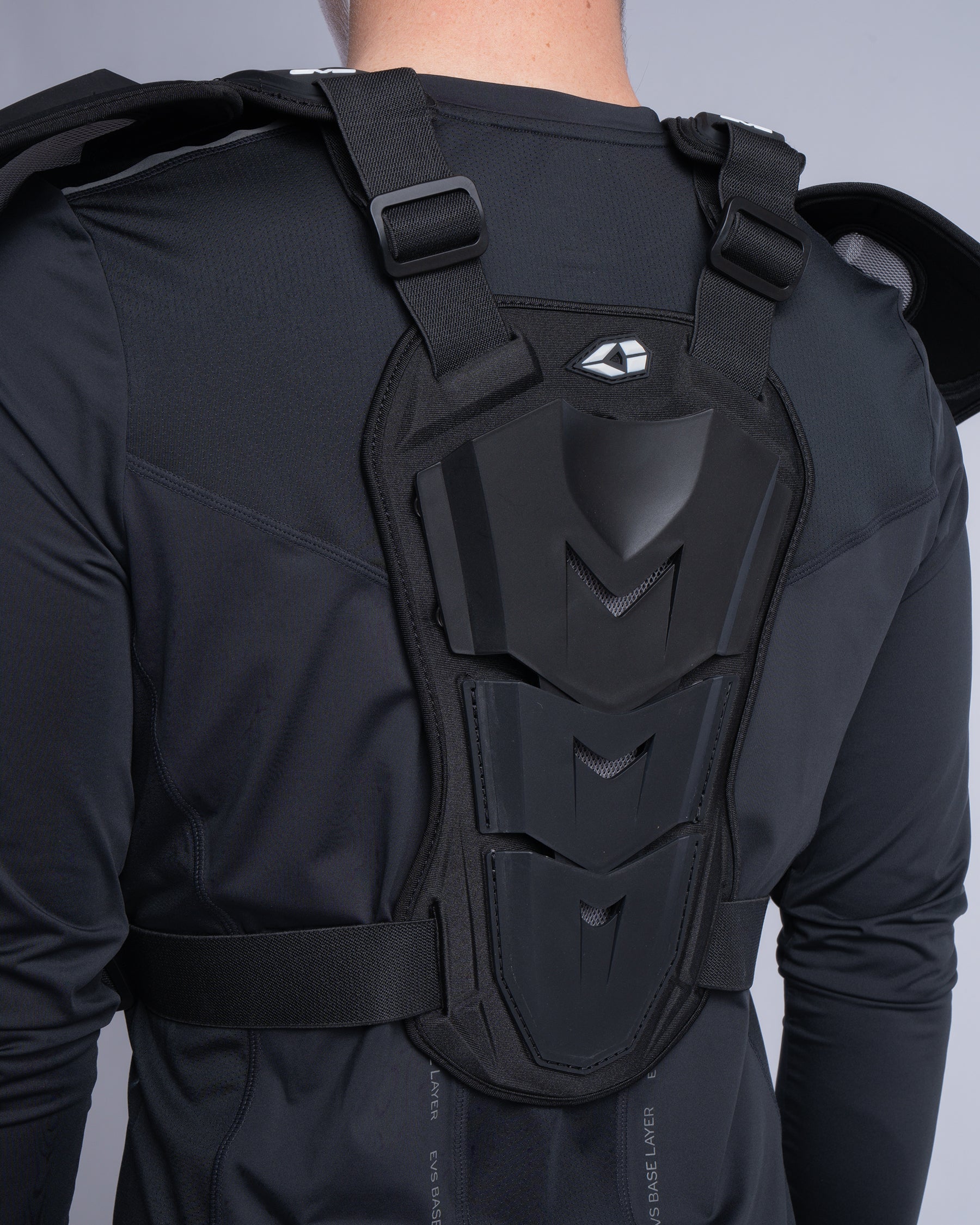 Revo 5 Roost Guard - Image 5